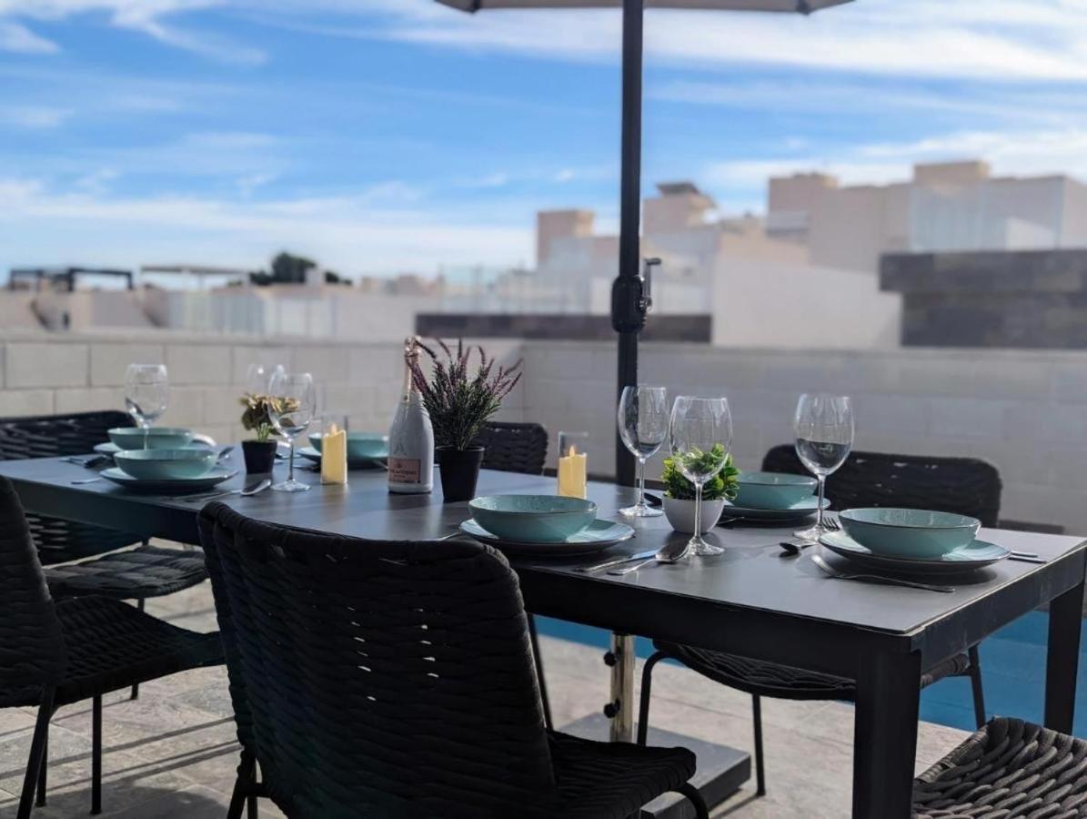 Fee4Me Villa, Pool, Roofterrace & Relax Alicante Buitenkant foto